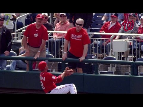 PHI@WSH: Espinosa slides for a nice grab...