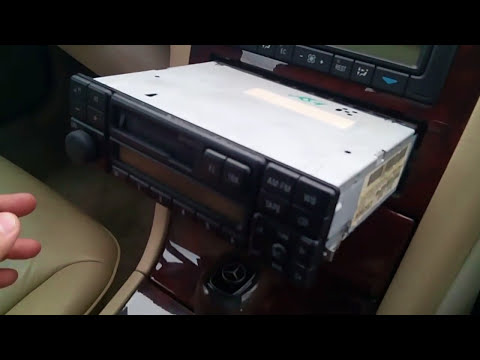Как узнать код разблокировки магнитолы и ее достать из панели Mercedes W210 Pan Zmitser #борода