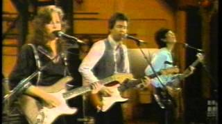 Bonnie Raitt - Me and The Boys - Fridays 3-12-1982 chords