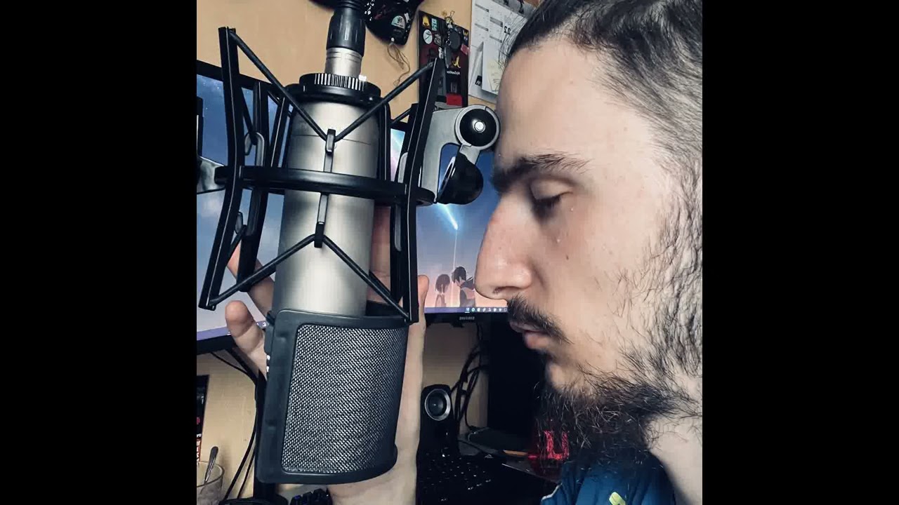 Přehrát hudební video {trackName} od interpreta {artistName}