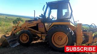 Case 580G - Perfecting Scraping and Planning with Backhoe