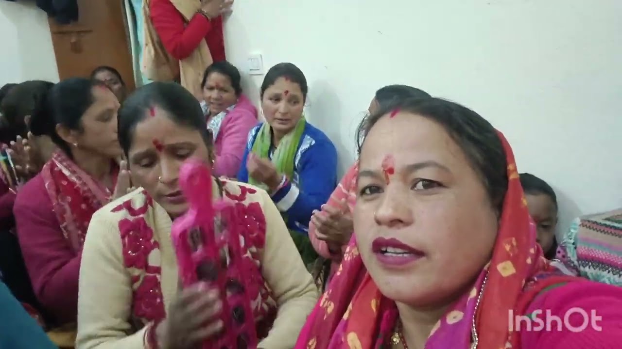 Aaj vah kirtan mein Deva ma ke darshan didi logon ne kya khoob dance     