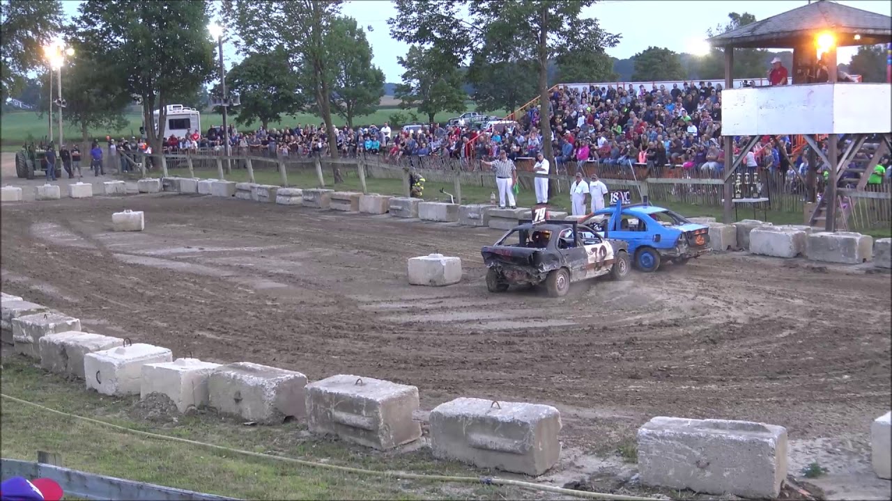 demolition derby 2018 BLACKSTOCK DEMO DERBY BEST LOOKING AND FIG 8
