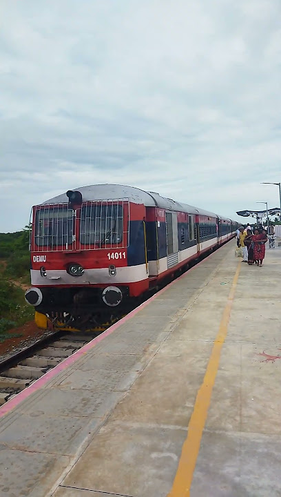 06717 train #southernrailway #train #icrtc #vedaraniyam #trichy #tiruvarur #tanjore #demu