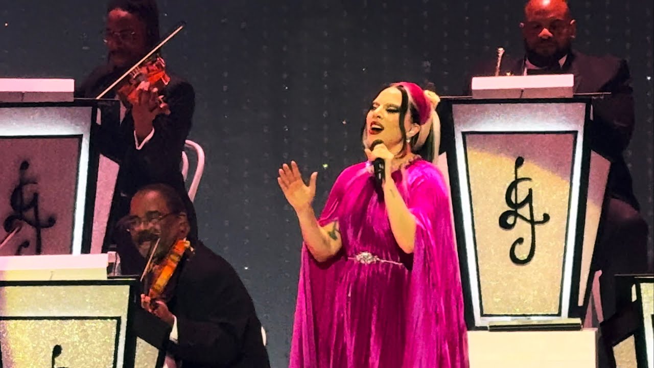 Lady Gaga - Stupid Love [Acoustic/Jazz Version] (Live in Las Vegas)