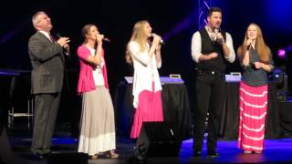 Miniatura del video "The Collingsworth Family (Covered by the Blood) 02-15-14"