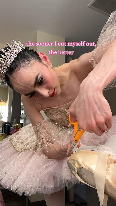 CUTTING OUT OF POINTE SHOES #ballerina#pointeshoes#sewing#balletdancer#reality#balletcore