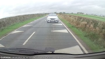 YX70 YJT tailgating, not the recommended 23 meters for speeds of 30mph. Hull