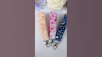 Scrunchie Wristlet Keyfobs #scrunchie #keyfobwristlet #handmade #wristletkeychain #keyfob