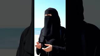 Bikinili Kıza Tokat Gibi Cevap Şfet Öportajları Öportaj Ündem