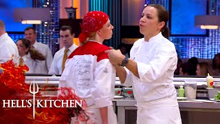 Forgetful Chef Gets The Order Written On Her Back | Hell's Kitchen