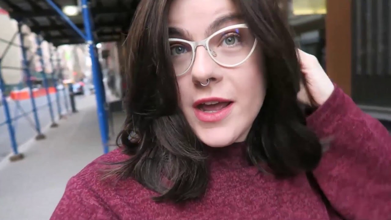 UniWigs Lavivid Carrie Lace Front Wig by Lydia Hudgens