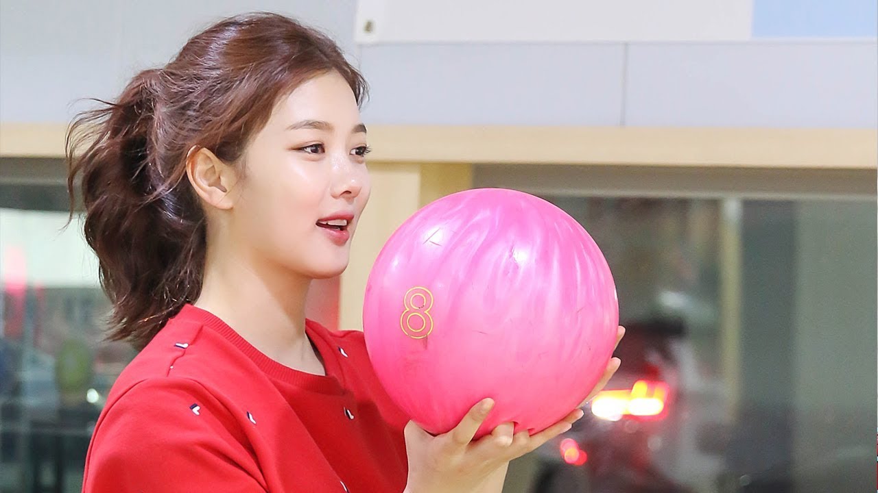 [김유정] 'you r love' 팬미팅 '김유정이 산다' 볼링편