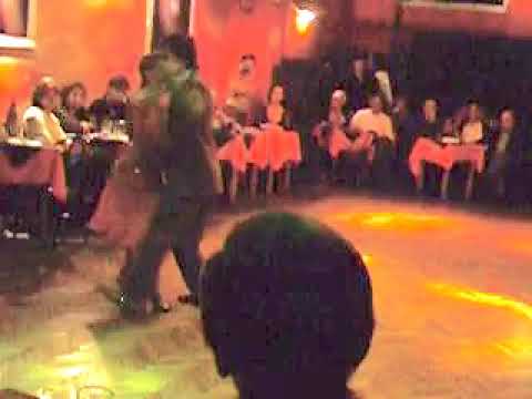 Damian Essel y Nancy Louzan / art piernas y bandoneon 2006
