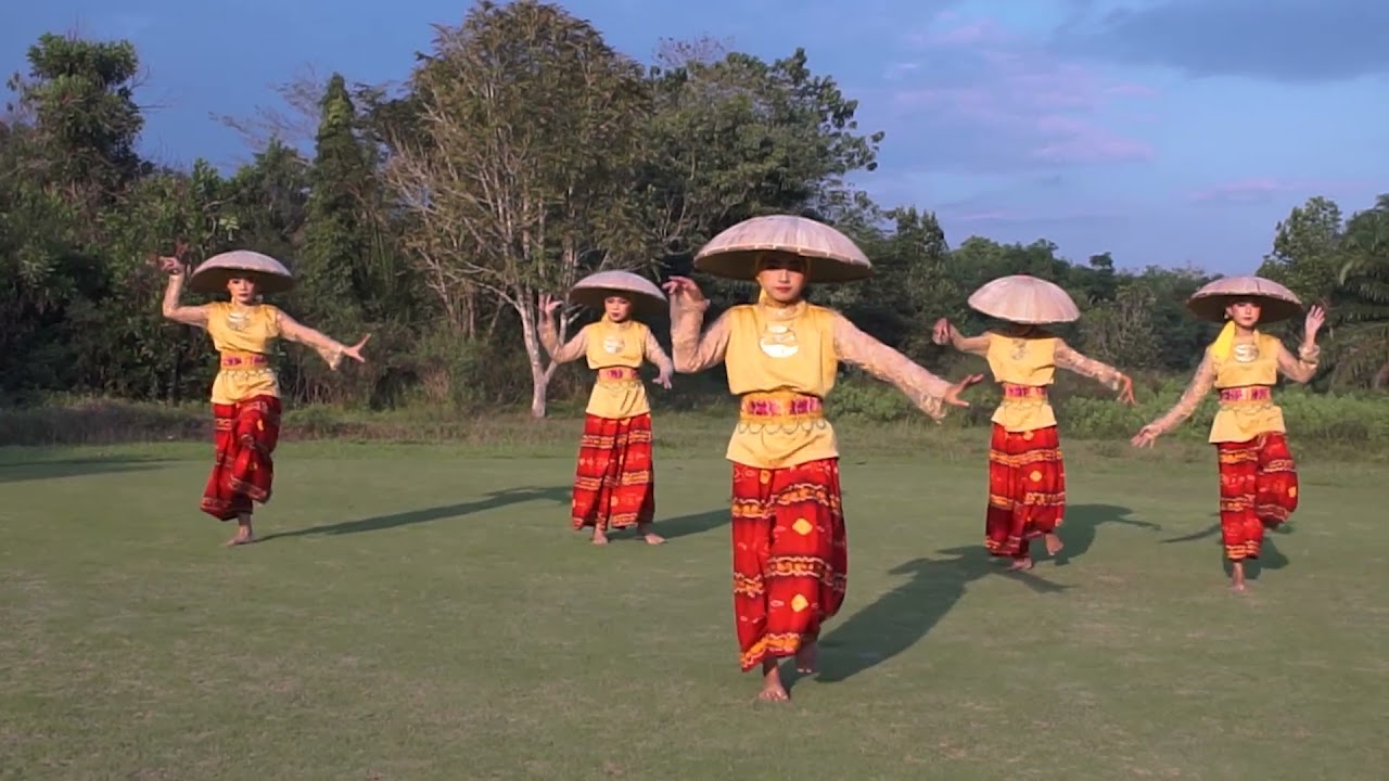 FLS2N KREATIFITAS TARI SMPN 4 KABUPATEN HULU SUNGAI UTARA