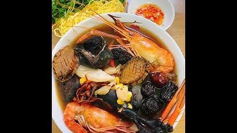 Gà Ác + Tôm Càng + Bào Ngư tiềm thuốc bắc 😋😋😋 #shorts