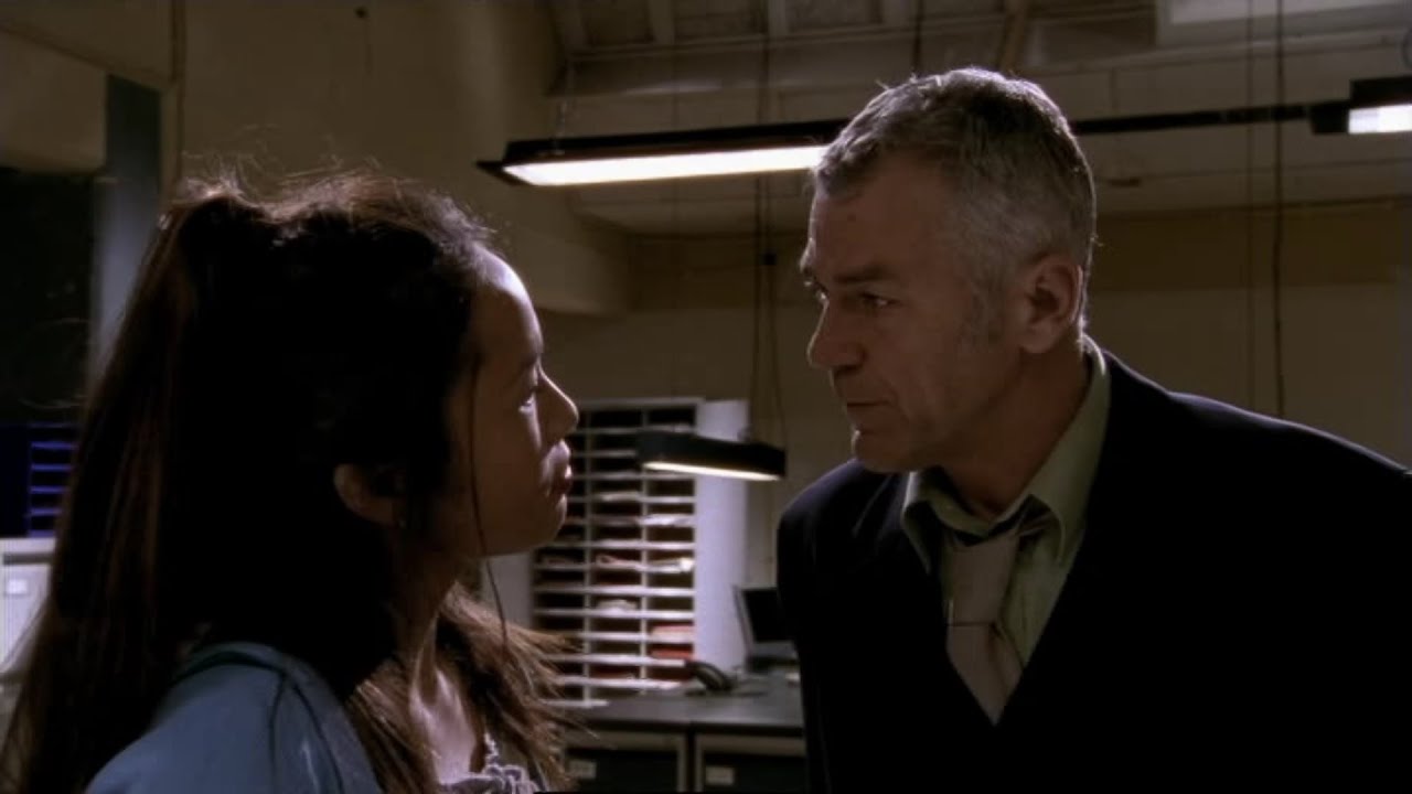 Russen S03E03 - De doos van Pandora