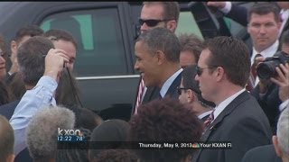 President Obama greets bystanders