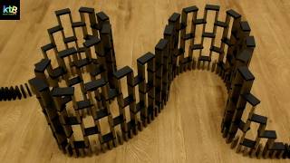 Domino screenlink in black and gold