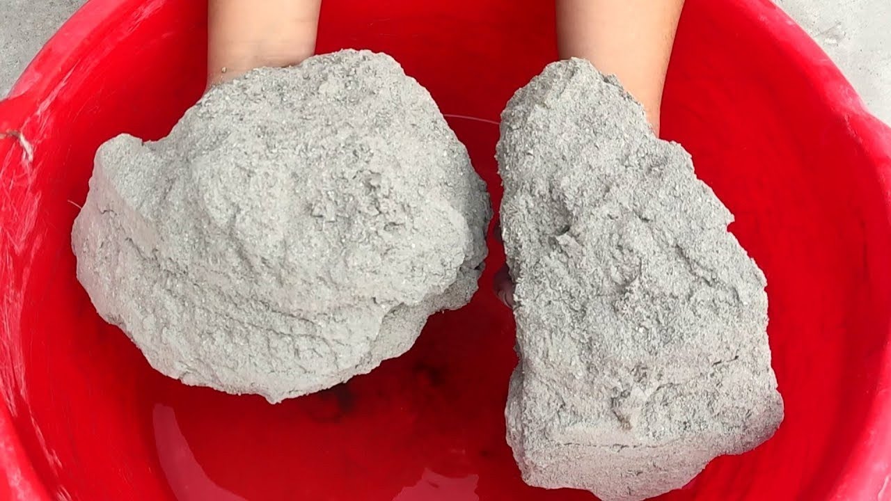 ASMR:dusty silky milky pure fine sand chunks+shapes crumble in lots of ...