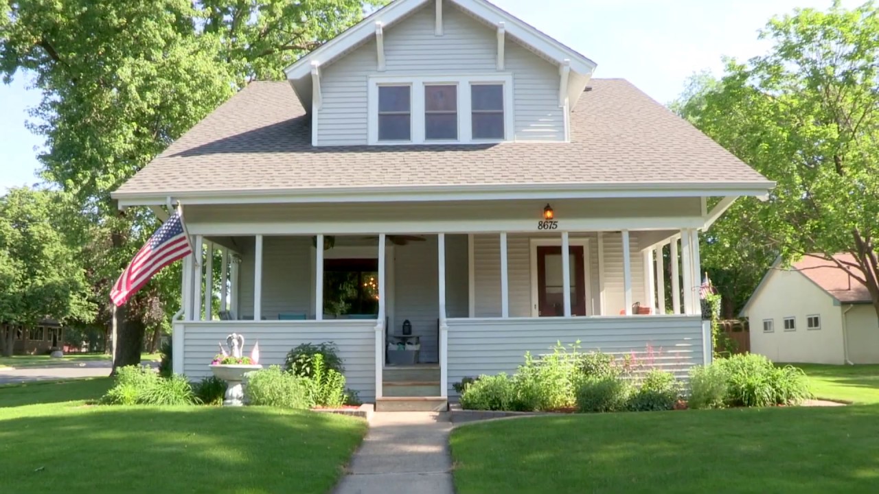 8675 Upper 206th Street • Lakeville, MN "On Tour" Dave Oswald Homes