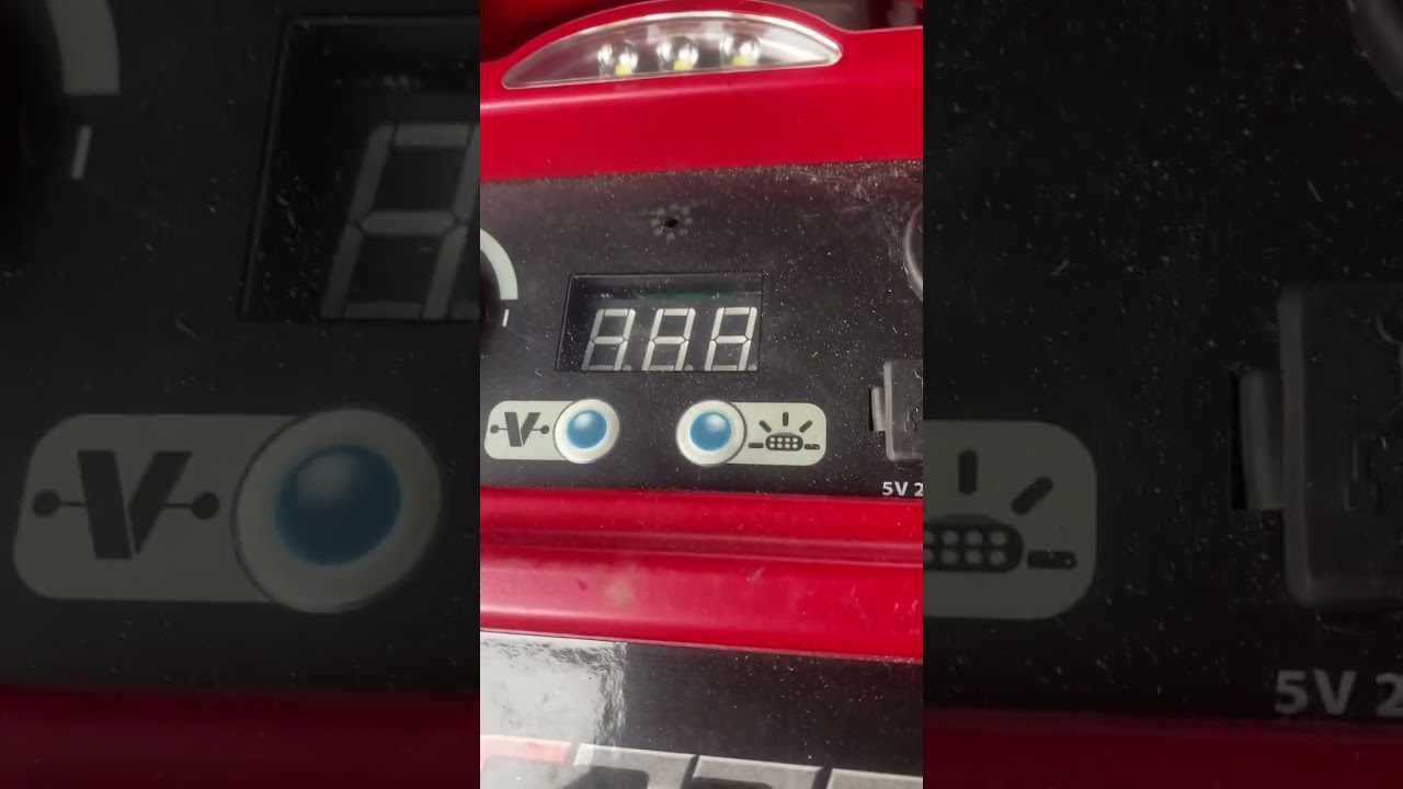 No Need for Jumper Cables With JNC 770R Jump Starter! Battery Was Completely Dead!