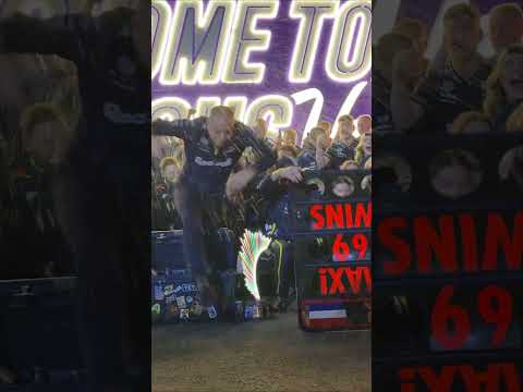 Welcome to Las Vegas 😏 #F1 #RedBullRacing