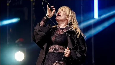 Natasha Bedingfield Forgets 'Unwritten' Lyrics at Big Weekend! 😳 Fans Save the Day!