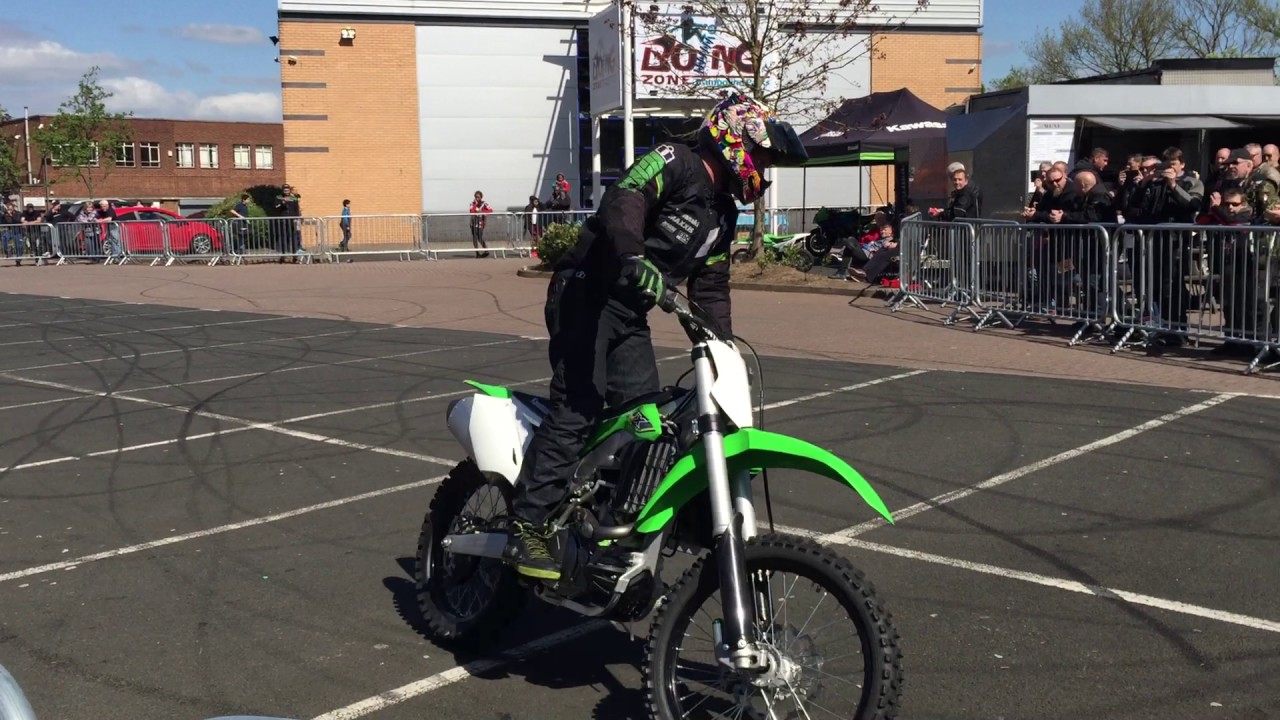Lee Bowing Racing Lee Bowers stunting scraping wheelies on a Kawasaki dirt bike - YouTube