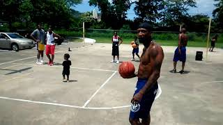 OneMan & Head are the oldest on the basketball court still dunking like it's 20 years ago