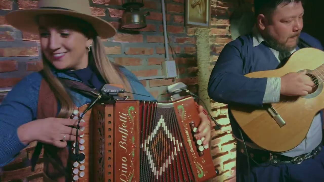 ELLA TIENE DUEÑO - Marianela Obispo y Su Conjunto