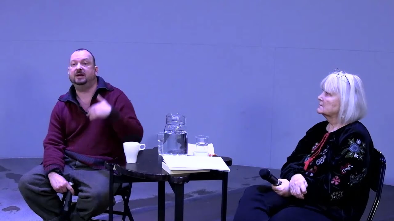 Taiteilijatapaamisessa Kristian Smeds