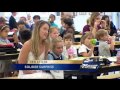 Military dad surprises daughters at school