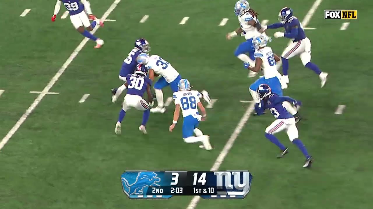 Sione Vaki's juke moves disorient Giants defenders on 15-yard run