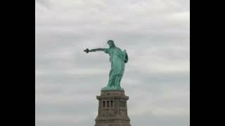 Statue of liberty dancing #shorts