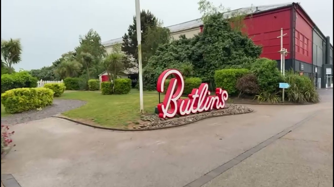 come with me for a butlins bognor walk about