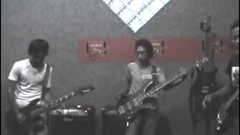 Merantau Band _ Pemuda Idaman.Video Klip