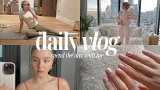 spend the day with me (new nails, cleaning, pilates and cooking!)