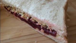 Aussie Beetroot And Cheese Sandwich - Video Recipe