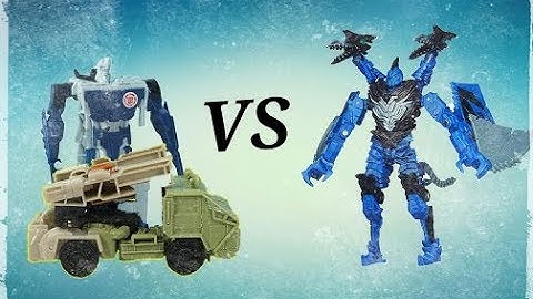 Sideswipe & Hound vs Swoop     Stop Motion