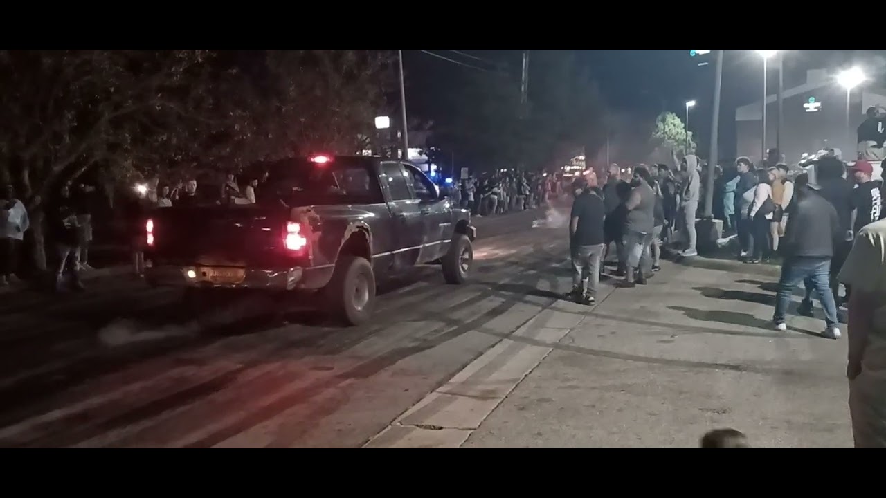 Big dreams, little cars-- burnouts kalamazoo national street rod show 