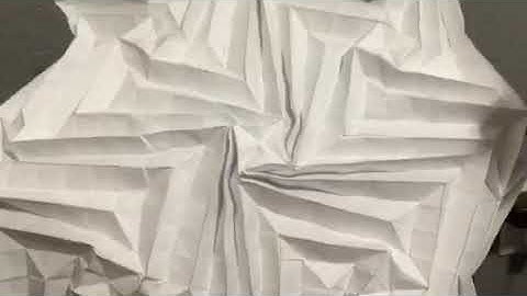 Quadruple flasher labyrinth by Jeremy Shafer