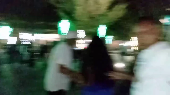 Baila que baila con la Santaneca ...