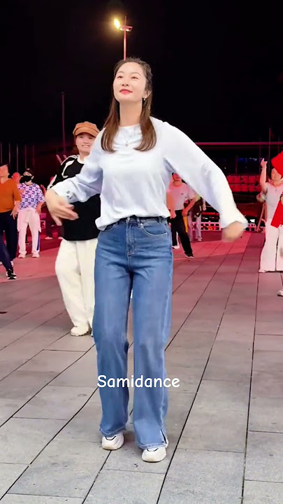 Beautiful lady #dance #happydance #trending #shorts #healthyfun #foryou