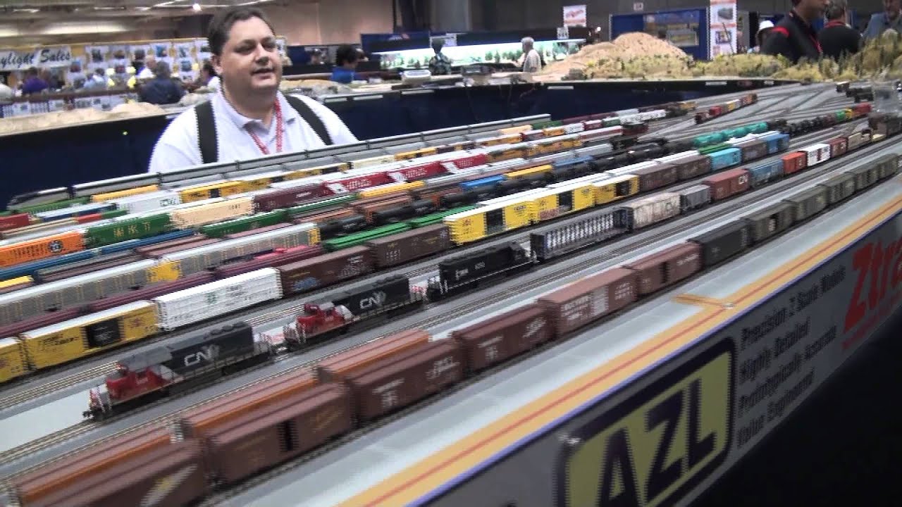 National Train Show 2011 Z-scale Action, part 2 - YouTube