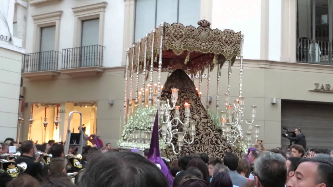 Pasa la Virgen de La O con la marcha  Rocío...(2014).