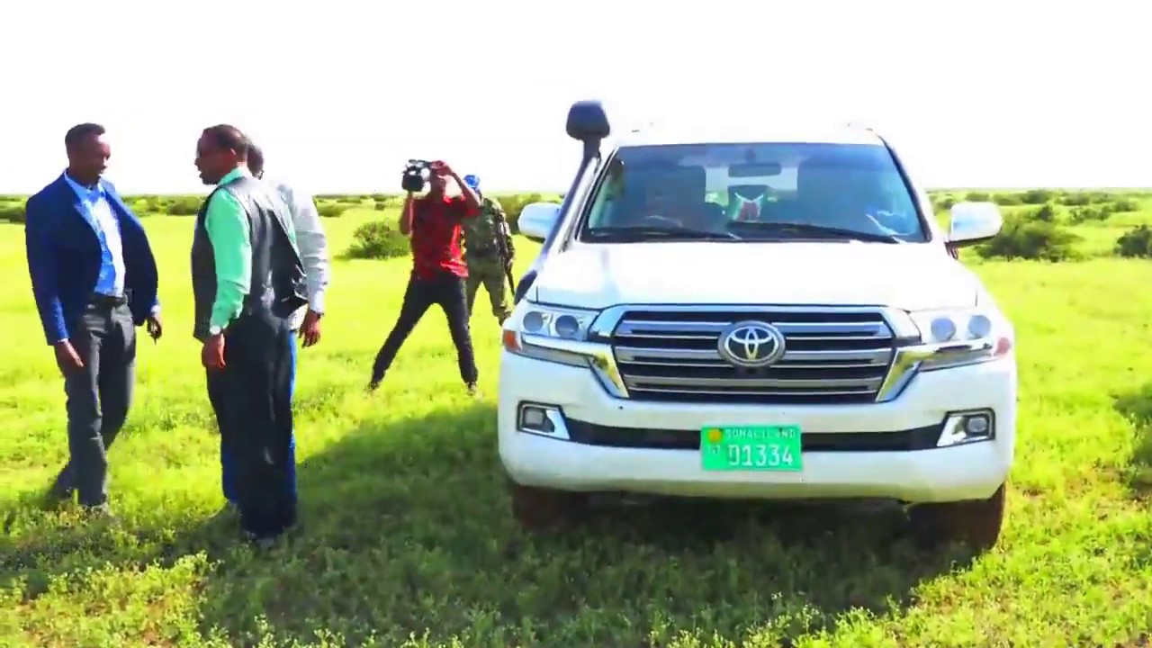 Mashruuc  Banka  Wajaale Oo Qamadi Laga Beeray  + Wasiirka Beeraha