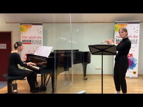 Lea Ksiezniak (Querflöte) & Diana Graf (Klavier); AG IV