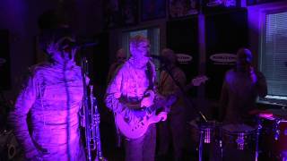 Bed Bath and Behind - Here Come the Mummies