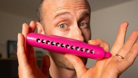 The differences between chromatic and diatonic harmonica